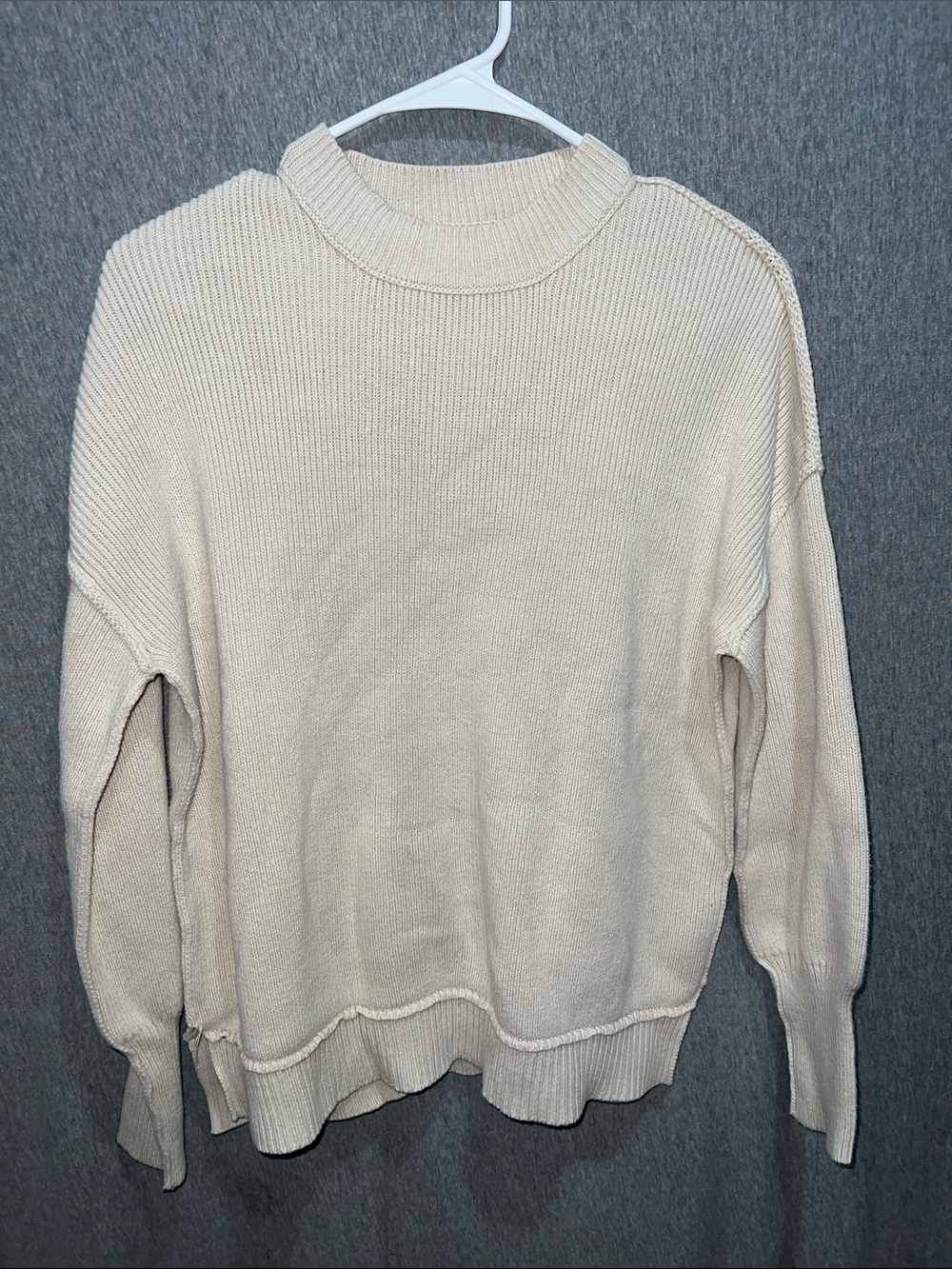 moon & madison Cream Ribbed Crewneck Sweater
